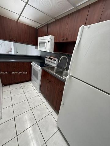 1305 W 46th Street 221, Hialeah, FL 33012