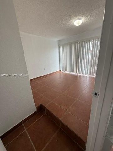 1305 W 46th Street 221, Hialeah, FL 33012