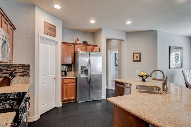 10604 Harvest Green Way, Las Vegas, NV 89135