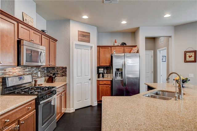 10604 Harvest Green Way, Las Vegas, NV 89135