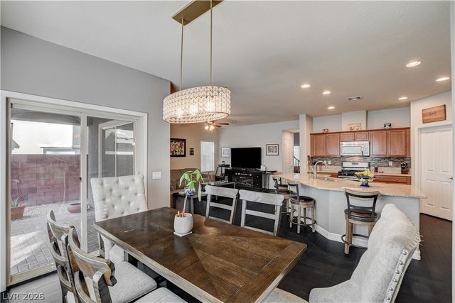 10604 Harvest Green Way, Las Vegas, NV 89135