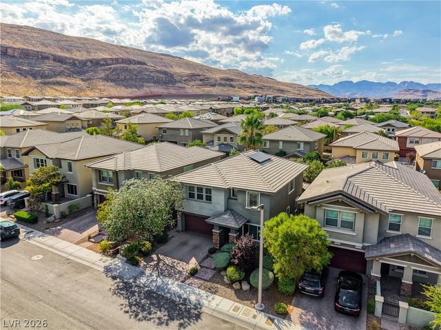 10604 Harvest Green Way, Las Vegas, NV 89135