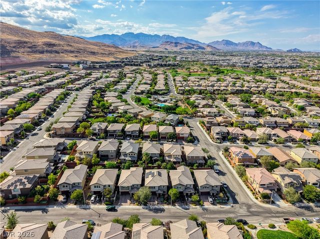 10604 Harvest Green Way, Las Vegas, NV 89135