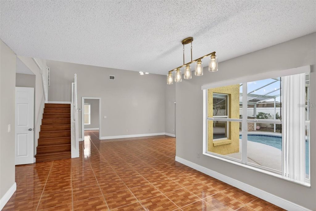 Image 13 of property listing at 14912 WHITE MAGNOLIA COURT, Orlando, FL 32824