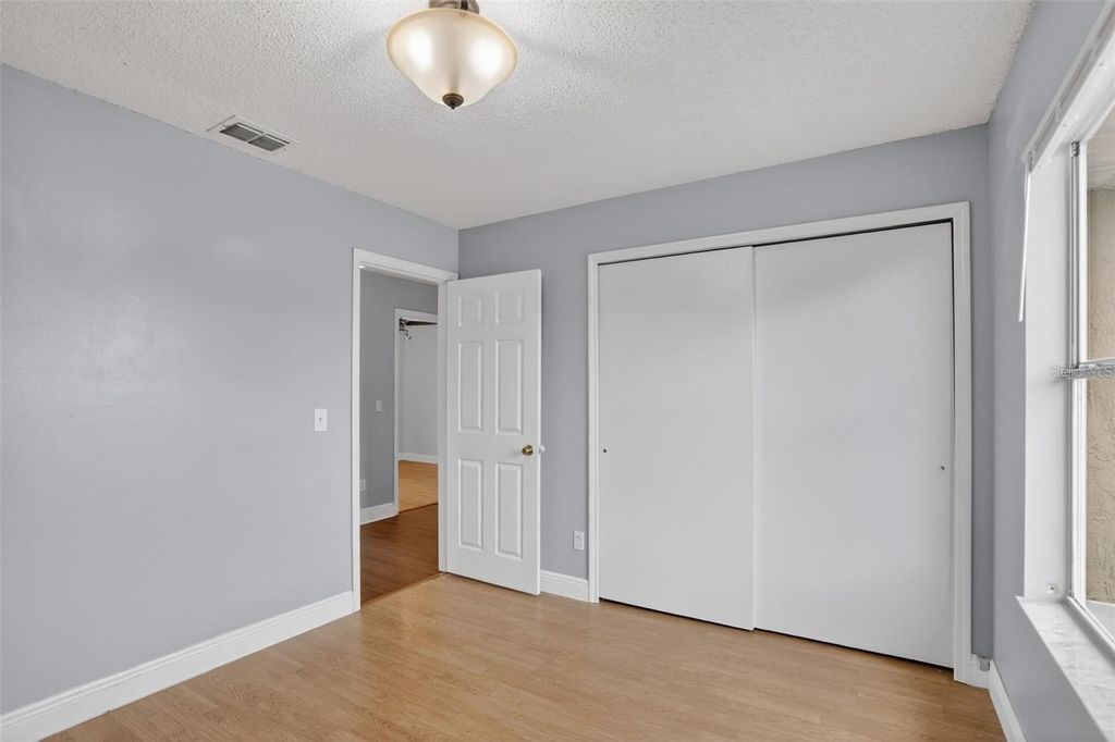 Image 23 of property listing at 14912 WHITE MAGNOLIA COURT, Orlando, FL 32824