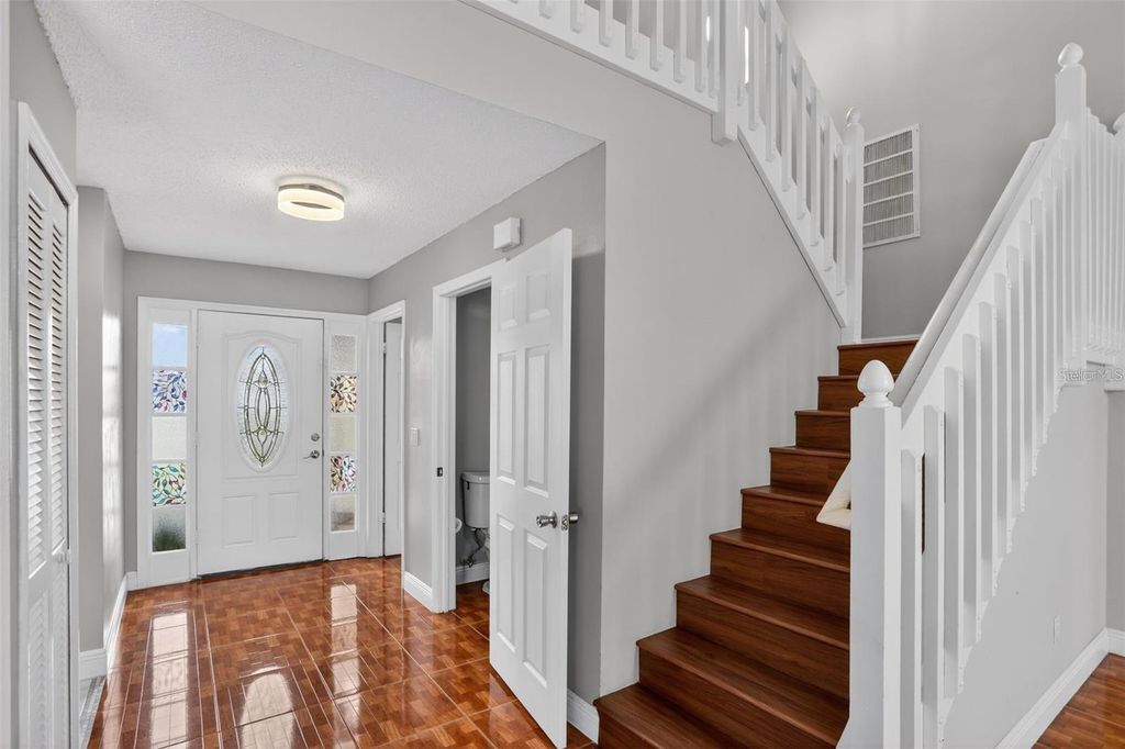 Image 40 of property listing at 14912 WHITE MAGNOLIA COURT, Orlando, FL 32824