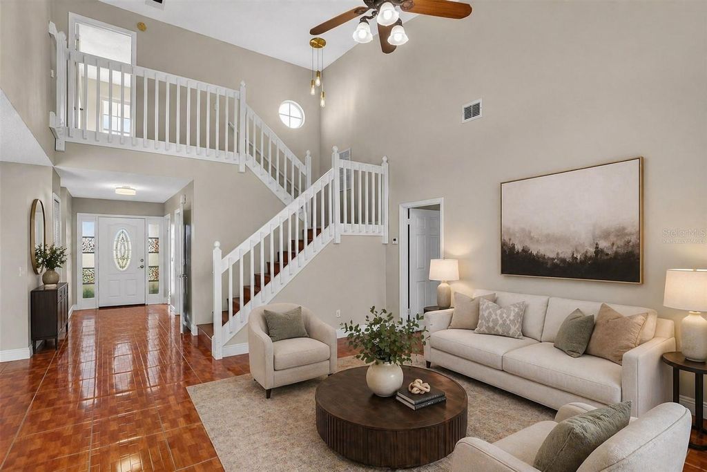 Image 7 of property listing at 14912 WHITE MAGNOLIA COURT, Orlando, FL 32824