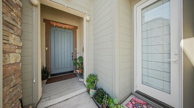 2840 Wylin Blvd, Lathrop, CA 95330