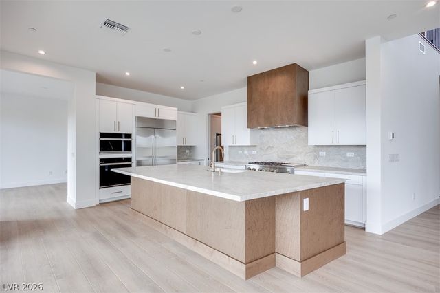 26 Sumter Ridge Street, Las Vegas, NV 89138