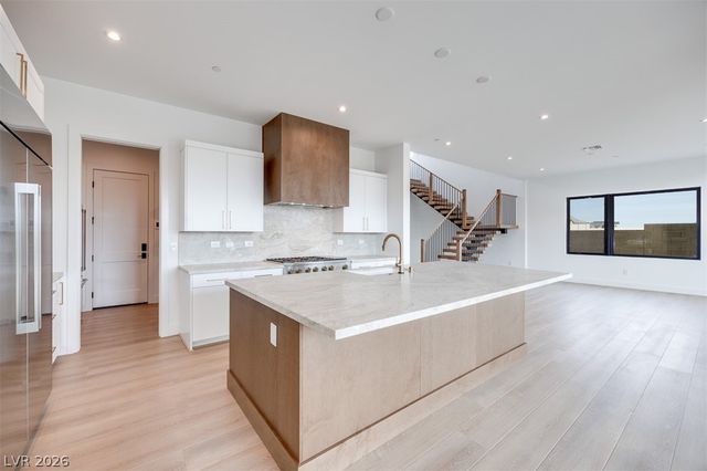 26 Sumter Ridge Street, Las Vegas, NV 89138