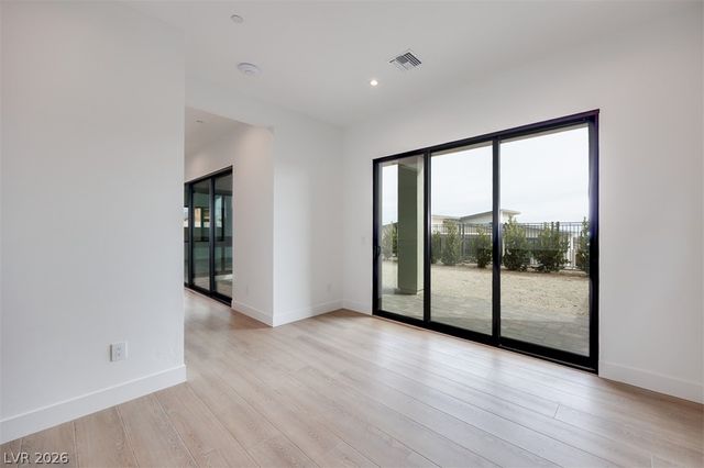 26 Sumter Ridge Street, Las Vegas, NV 89138