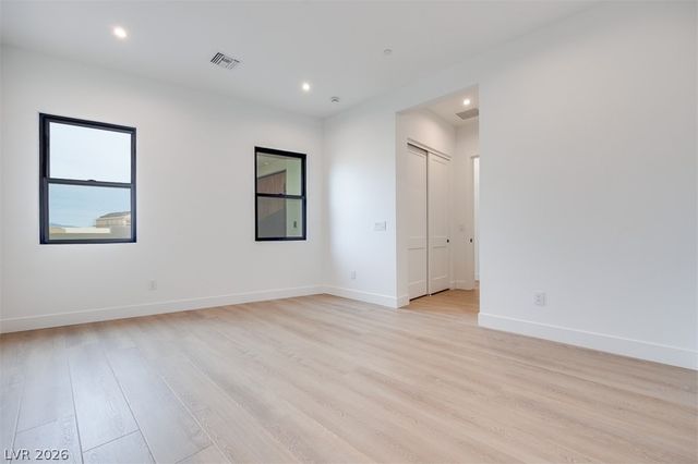 26 Sumter Ridge Street, Las Vegas, NV 89138