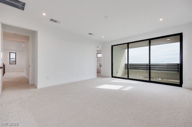 26 Sumter Ridge Street, Las Vegas, NV 89138