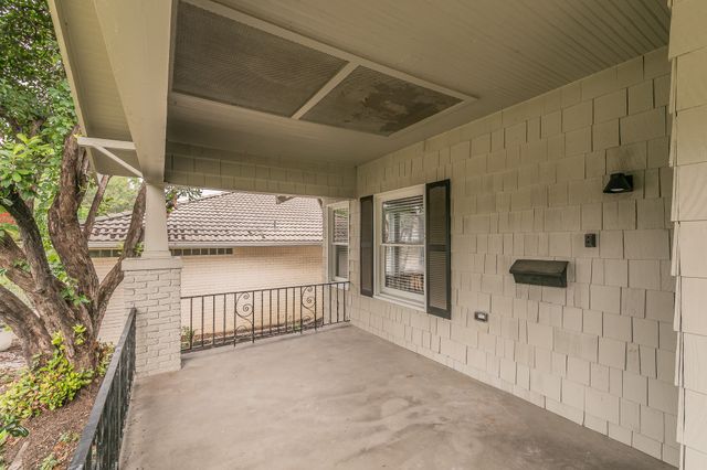 5313 Collinwood Avenue, Fort Worth, TX 76107