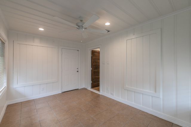 5313 Collinwood Avenue, Fort Worth, TX 76107