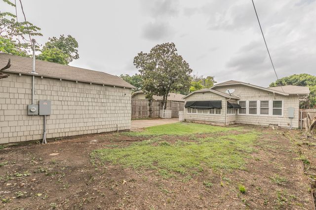 5313 Collinwood Avenue, Fort Worth, TX 76107