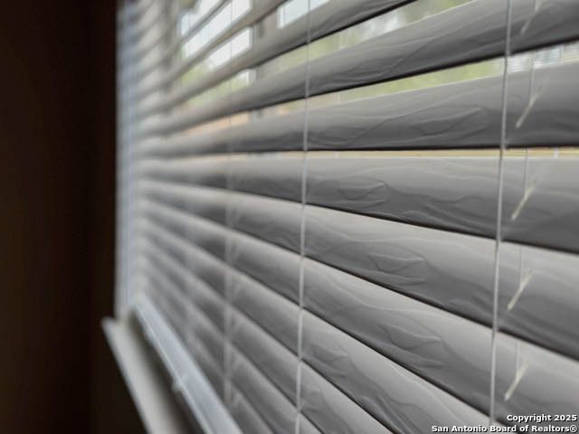 123 Meadow Lark, Converse, TX 78109