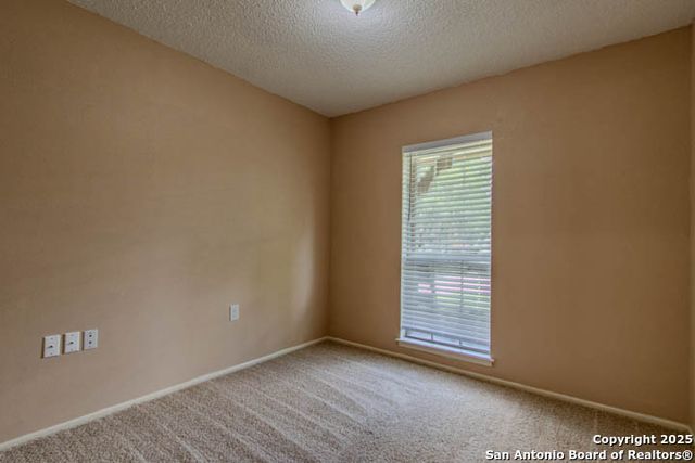 123 Meadow Lark, Converse, TX 78109