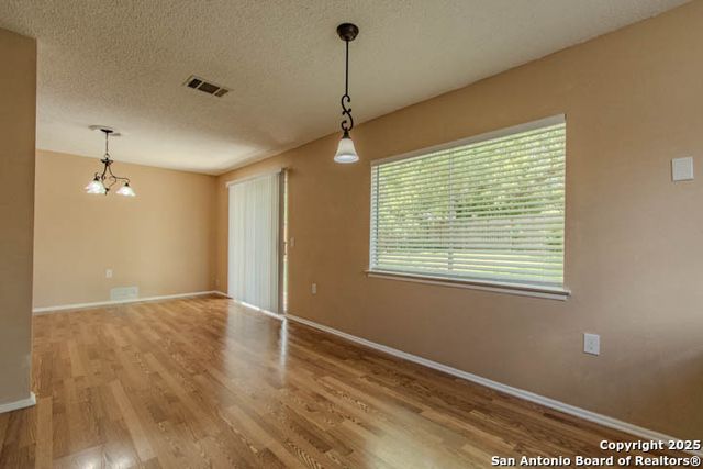 123 Meadow Lark, Converse, TX 78109