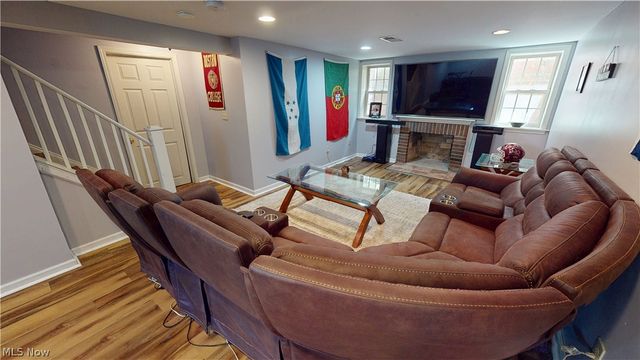 16713 Lomond Boulevard, Shaker Heights, OH 44120
