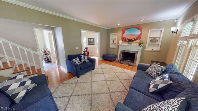 16713 Lomond Boulevard, Shaker Heights, OH 44120