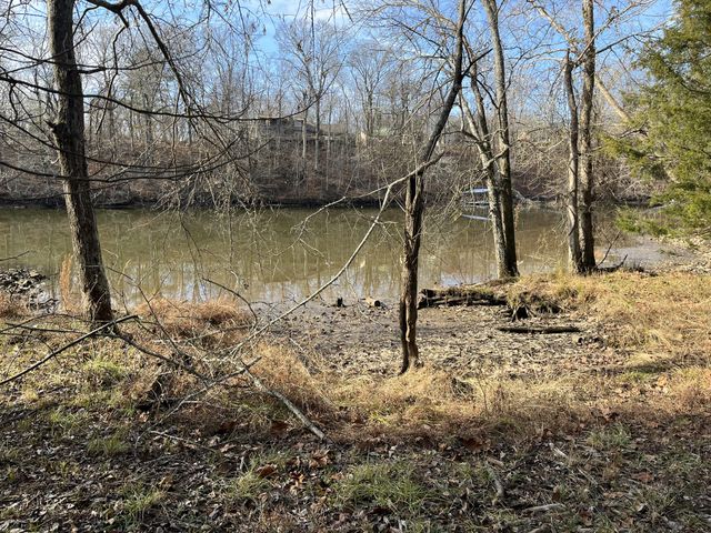 1218 Lake Marie Rd, Gallatin, TN 37066