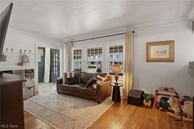 2148 Northland Avenue, Lakewood, OH 44107