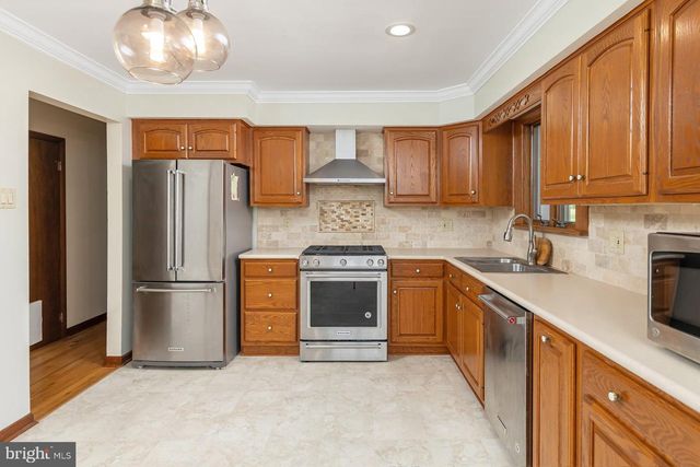 351 MOODS RD, Mullica Hill, NJ 08062