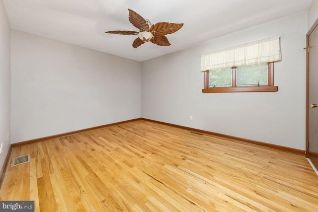 351 MOODS RD, Mullica Hill, NJ 08062