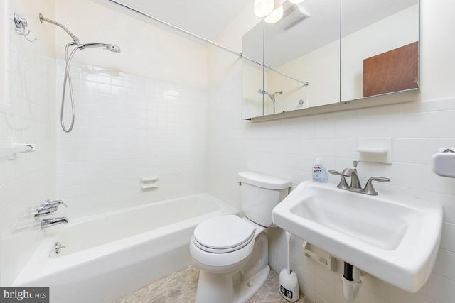 351 MOODS RD, Mullica Hill, NJ 08062