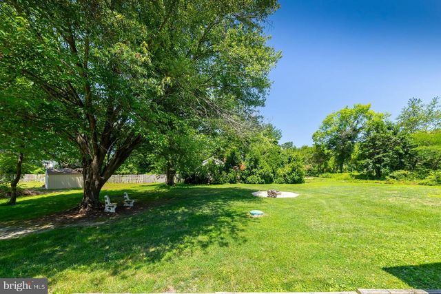 351 MOODS RD, Mullica Hill, NJ 08062