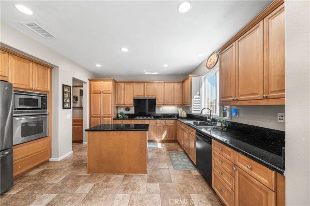 31923 Corte De Pinos, Winchester, CA 92596