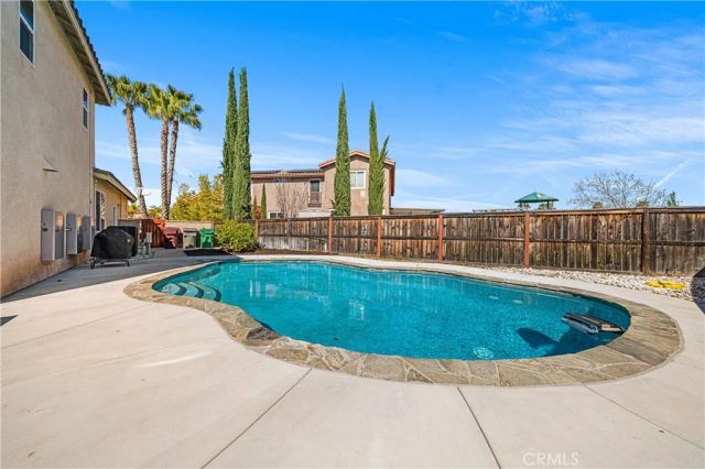 31923 Corte De Pinos, Winchester, CA 92596