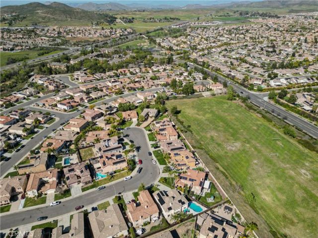 31923 Corte De Pinos, Winchester, CA 92596