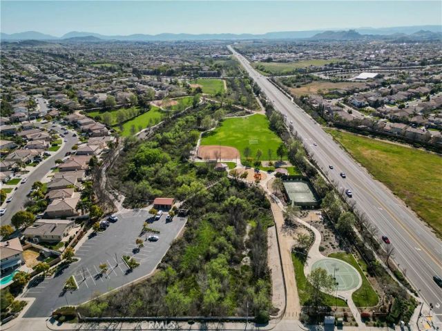 31923 Corte De Pinos, Winchester, CA 92596