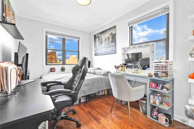 2540A 36th Street 1, Astoria, NY 11103