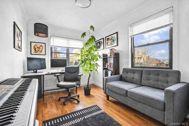 2540A 36th Street 1, Astoria, NY 11103