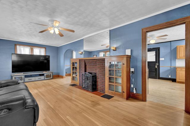188 Neal Avenue, Newark, OH 43055