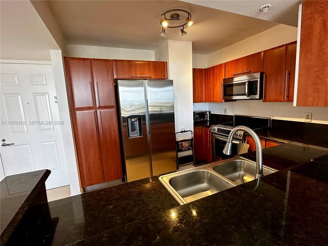 3232 SW 22nd Terrace 1604, Miami, FL 33145