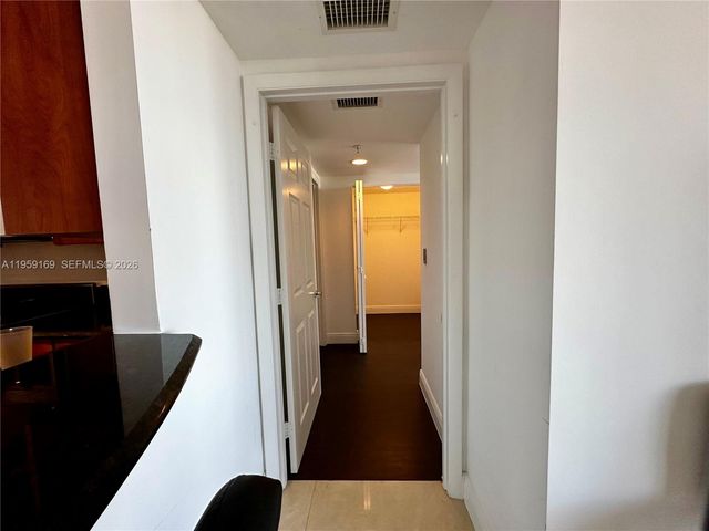 3232 SW 22nd Terrace 1604, Miami, FL 33145