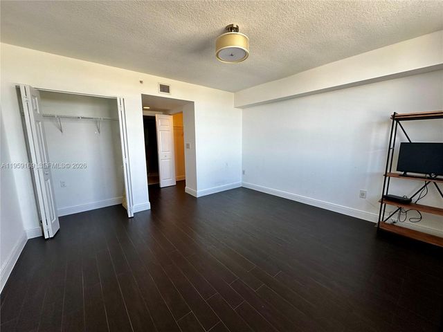 3232 SW 22nd Terrace 1604, Miami, FL 33145
