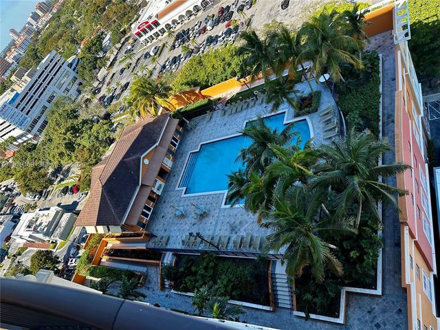 3232 SW 22nd Terrace 1604, Miami, FL 33145
