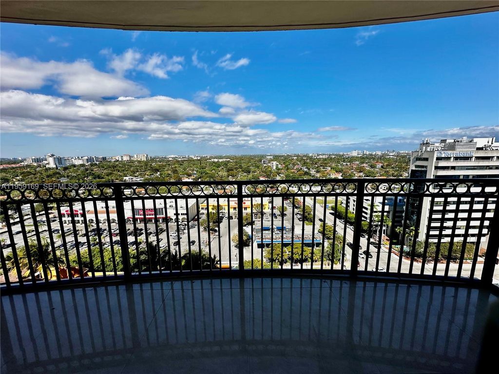 3232 SW 22nd Terrace 1604, Miami, FL 33145