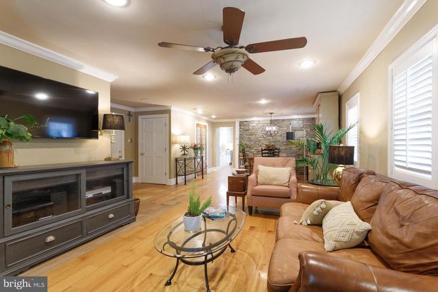 311 W MAPLE AVE, Langhorne, PA 19047