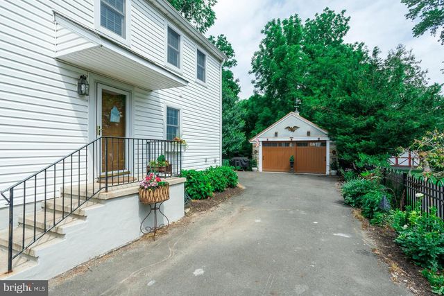 311 W MAPLE AVE, Langhorne, PA 19047