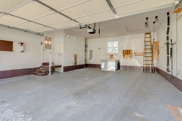 100 Bluegrass Cv, Hendersonville, TN 37075
