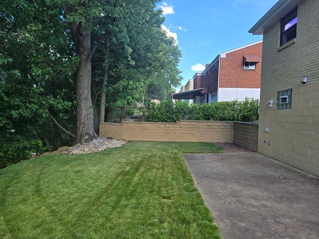 3003 Harmening AVENUE, Baldwin Boro, PA 15227