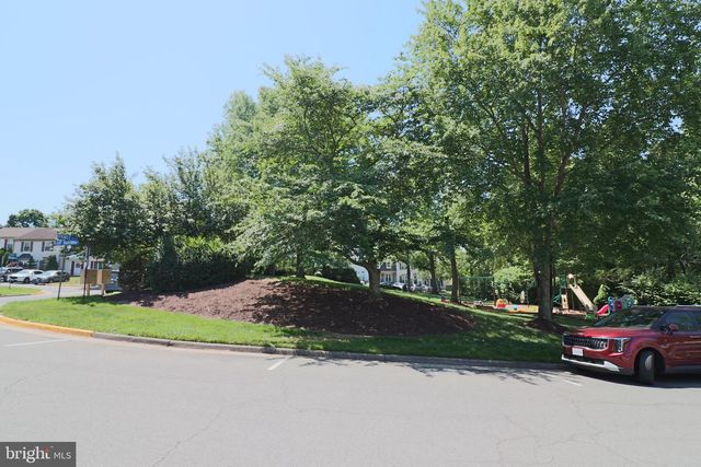 14904 LADY MADONNA CT, Centreville, VA 20120