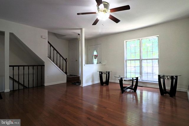 14904 LADY MADONNA CT, Centreville, VA 20120