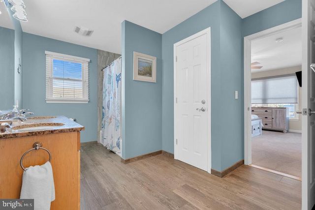 108 W 10TH ST, Ship Bottom, NJ 08008